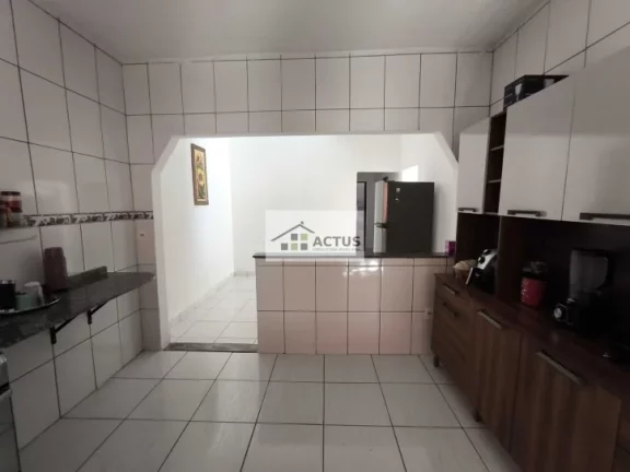 Imagem Casa em lote Individual no Lago Azul em Ibirité