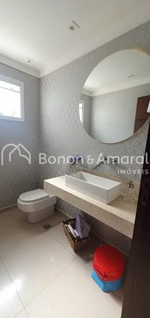 Imagem Casa de Condomínio com 304 m² e 4 Quartos