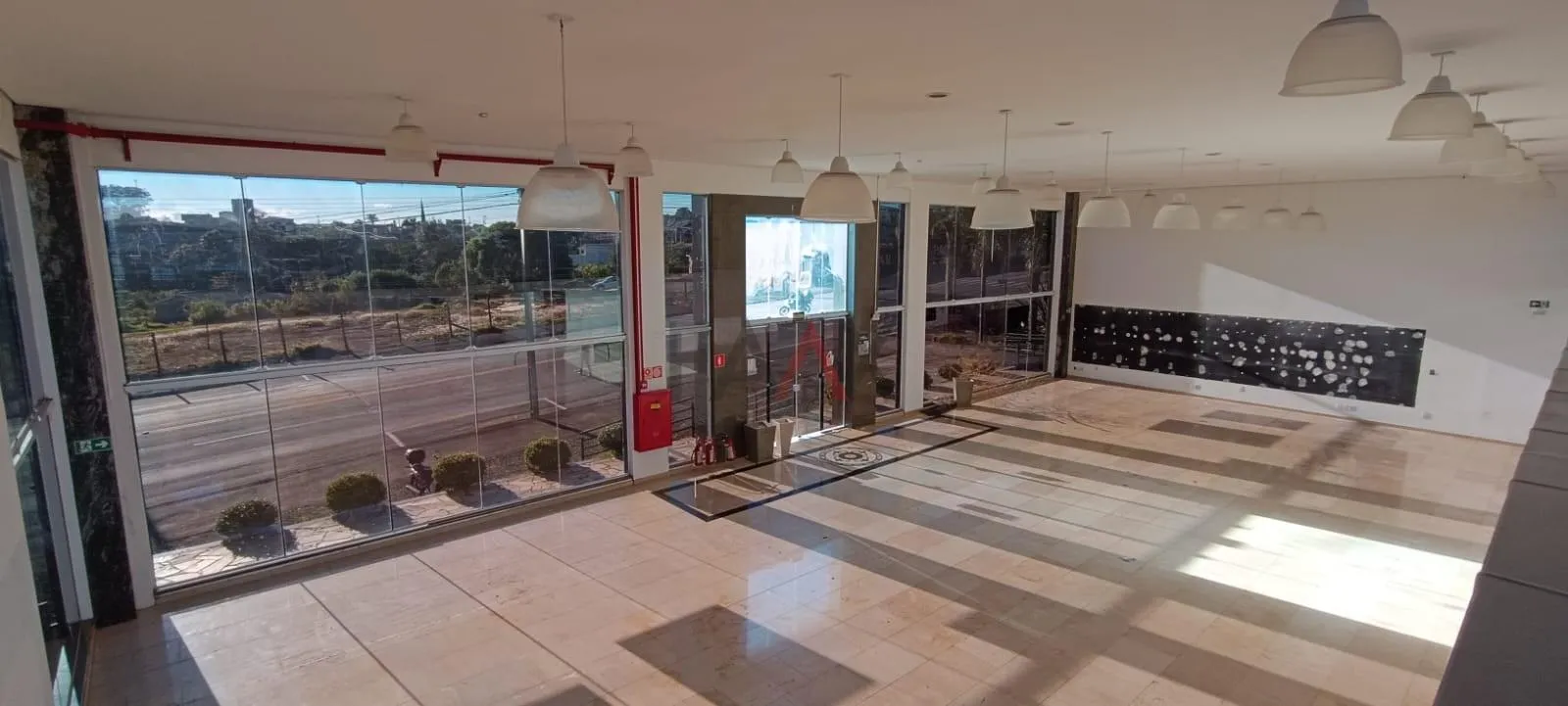 Imagem Sala comercial para locação no Morro Alto de 400m em Guarapuava PR