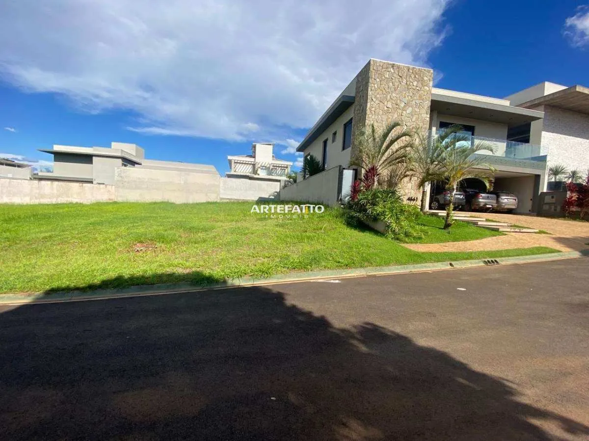 Foto do imóvel Terreno em Condomínio à venda em Franca, Chácara Espraiado, 454m2
