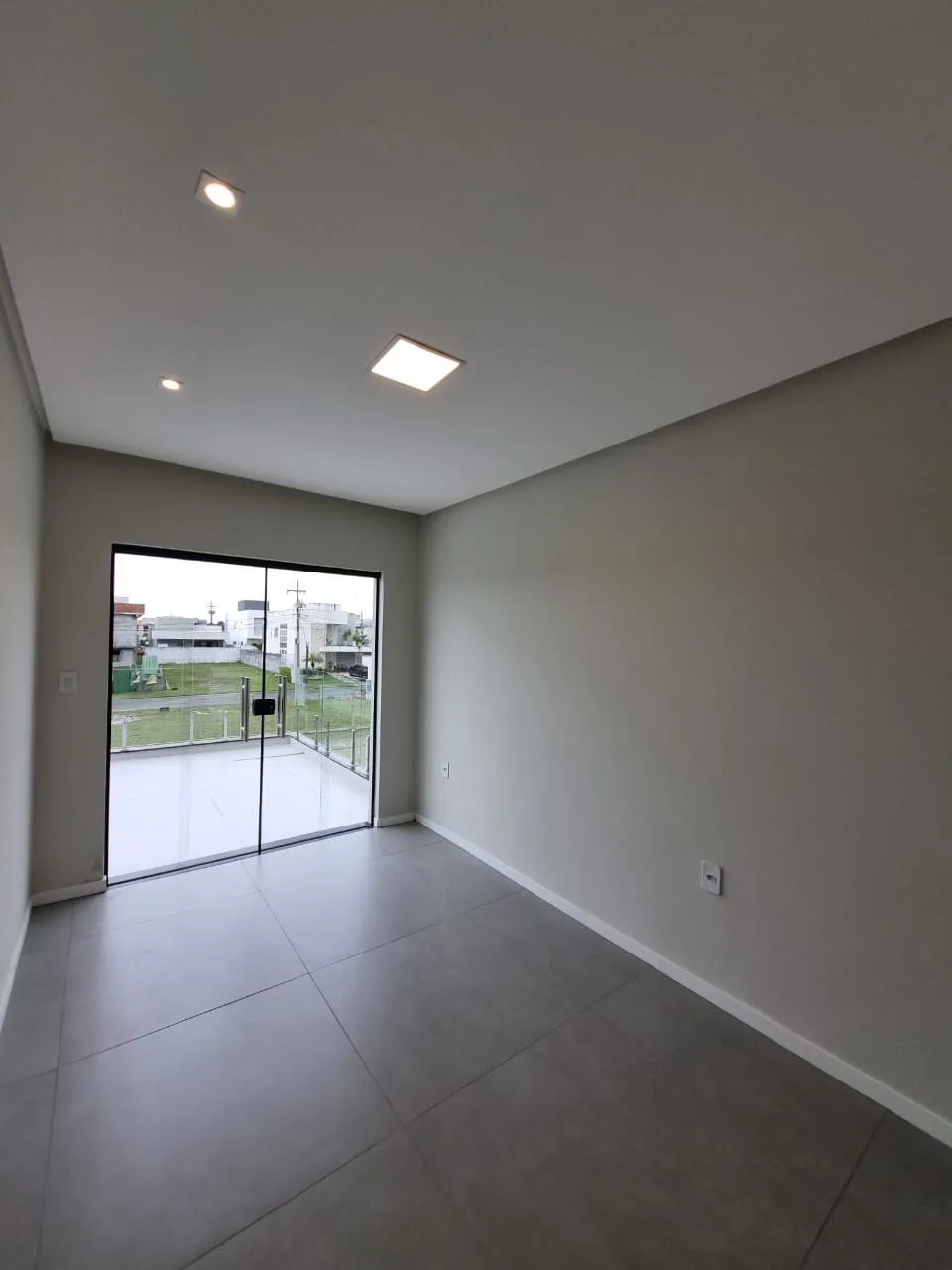 Imagem Casa de Condomínio com 3 Quartos à Venda, 192 m² em Jardim Limoeiro - Camaçari