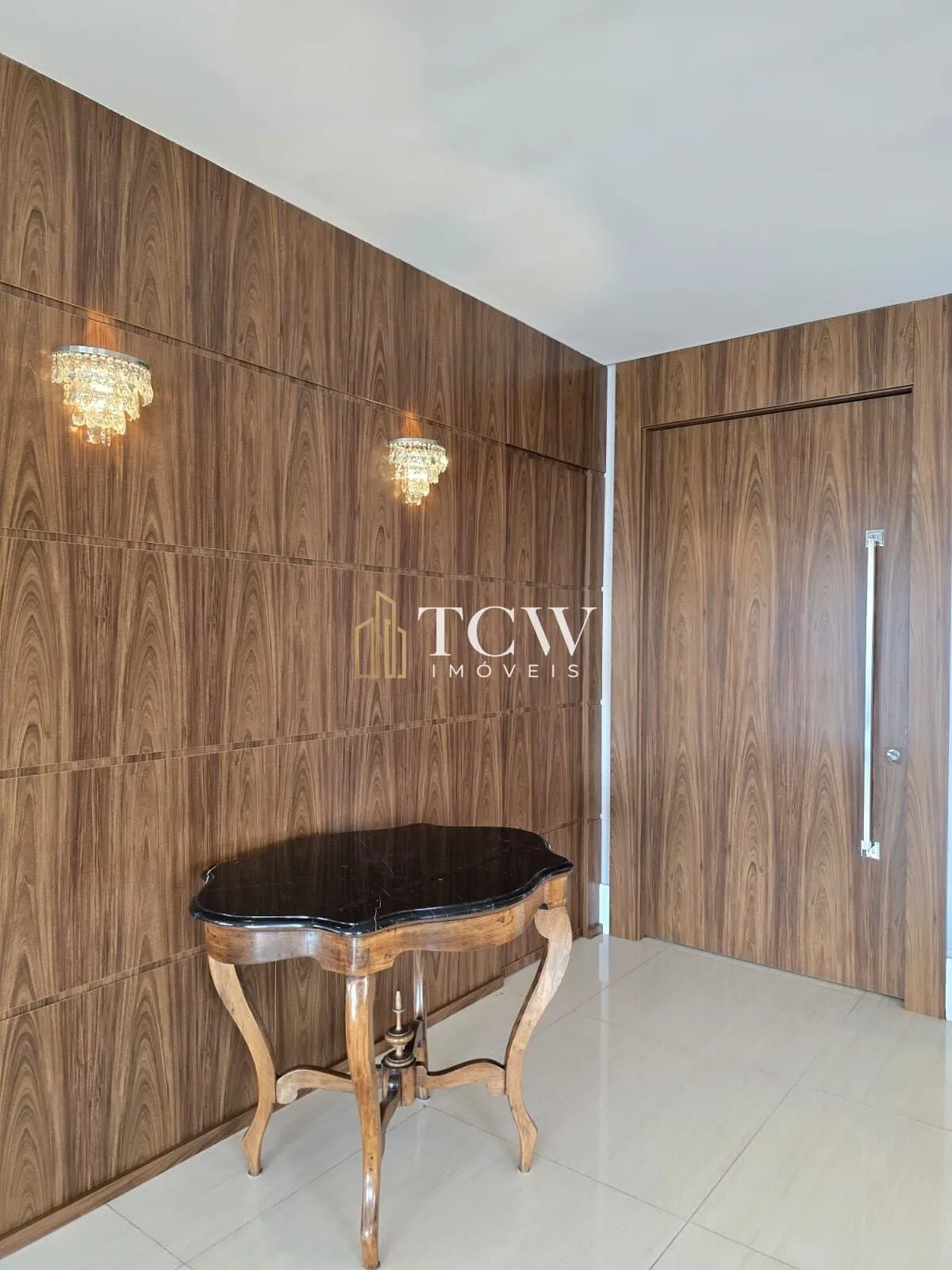 Imagem Apartamento Alto Padrão à Venda na Vila Mariana | 310m² | 4 Suítes | Vista para o Parque Ibirapuera | 5 Vagas