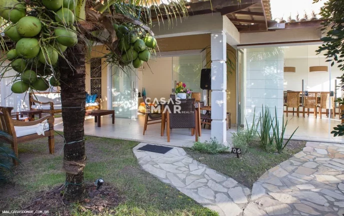 Imagem Casa em Condomínio à Venda em Geribá, Búzios-RJ: 4 Quartos, 4 Suítes, 5 Banheiros, 2 Vagas, 450 m².