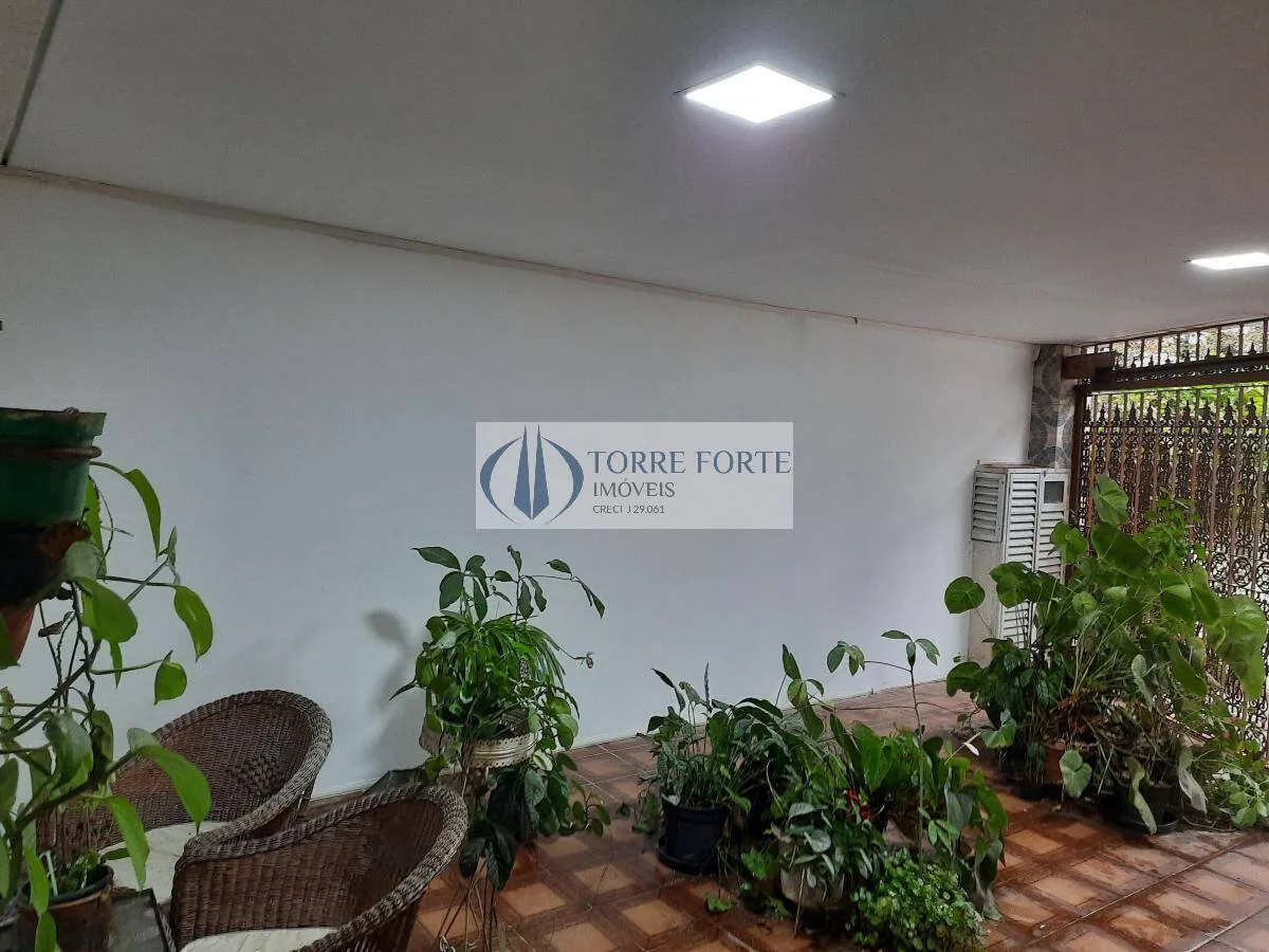 Imagem Casa de 152m² com 3 dormitórios e 2 vagas no Alto do Pari