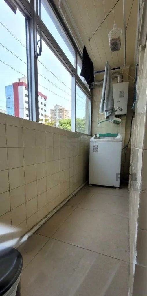Imagem Apartamento no Petrópolis de 2 dormitórios e 2 vagas DESOCUPADO