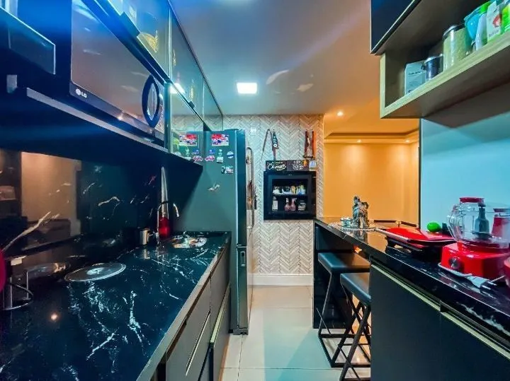 Imagem Apartamento semimobiliado, andar alto, com vista perene - Jardim Lindóia