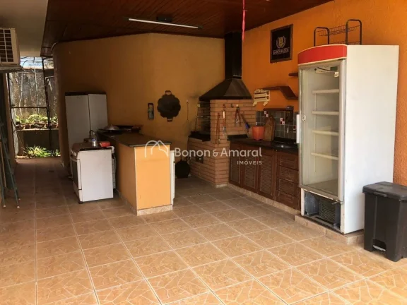 Imagem Esta casa encanta pelo conforto, amplitude e excelente distribuição dos ambientes. A área social ...