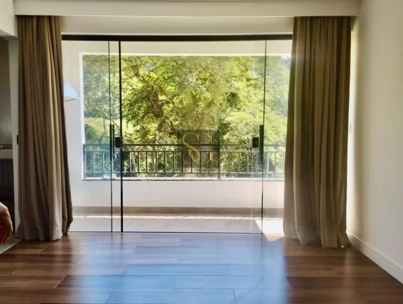 Imagem Casa para Venda em Teresópolis, Fazenda Suiça, 3 dormitórios, 3 suítes, 3 banheiros, 2 vagas
