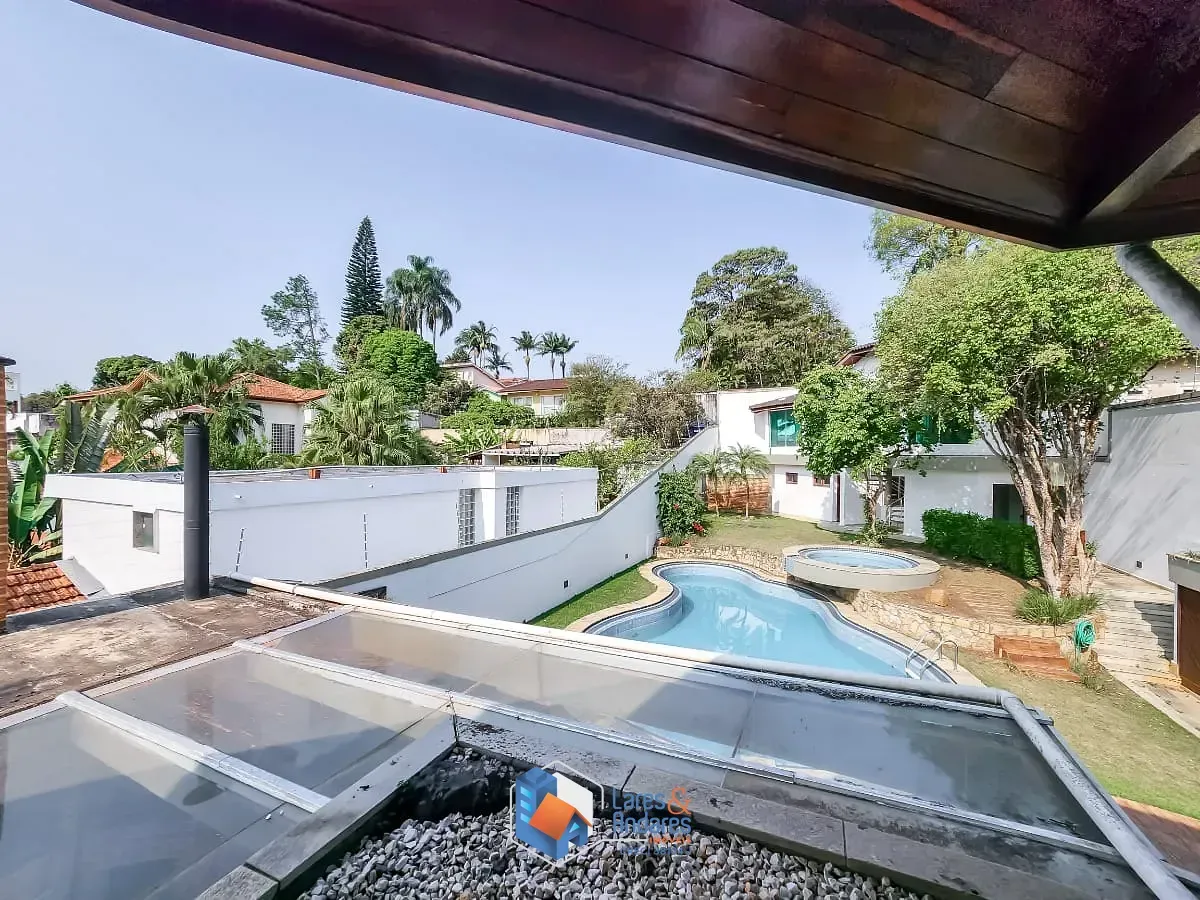 Imagem Casa para venda em Jardim Floresta com 4 quartos, sendo 3 suítes, 409m²