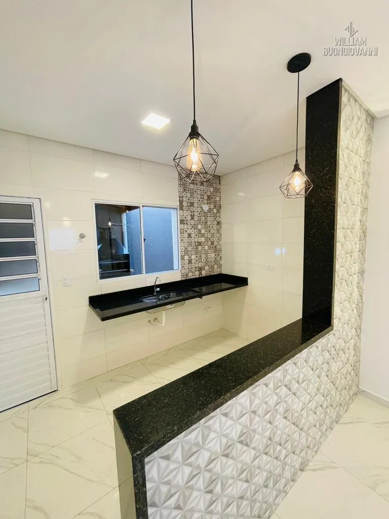 Imagem OPORTUNIDADE NA PG CASA QUE CHAMA A ATENÇÃO PELO ACABAMENTO ( LEIA A DESCFIÇÃO)