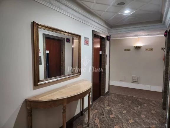 Imagem Flat disponível para locação no Le Premier, com 28m², 1 dormitório e 1 vaga