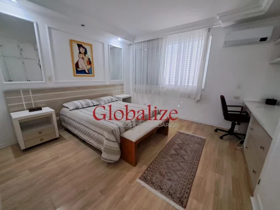 Imagem Apartameno à venda com 210m², 3 quartos, 2 suítes, 2 vagas, frente mar por R$2.700.000,00 no Boqueirão em Santos