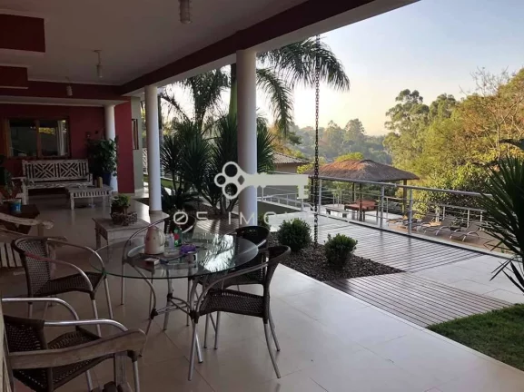 Imagem Moderna mansão à venda na Fazendinha com 5 suítes e lazer completo !