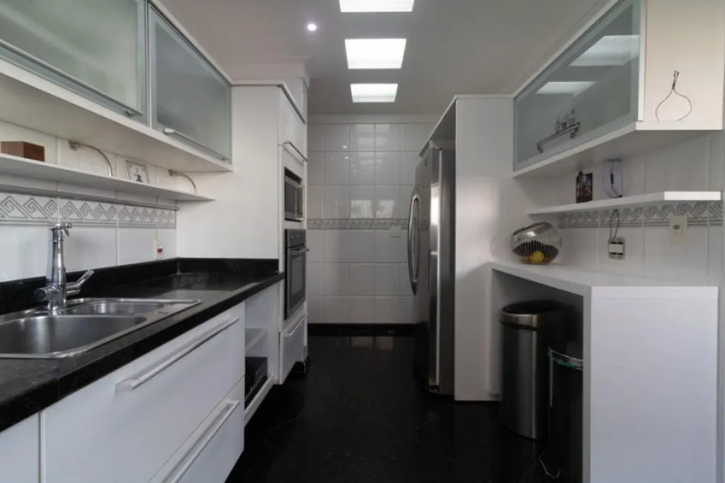 Imagem APARTAMENTO COM 266,00 m² - CANTO DO FORTE - PRAIA GRANDE SP