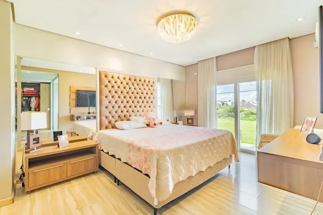 Imagem Casa térrea com 3 dormitórios, suíte e 2 vagas.