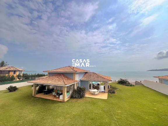Imagem Residência de luxo à beira-mar em condomínio exclusivo na Praia Rasa, Armação dos Búzios-RJ: 3 suítes, 3 salas, 6 vagas.