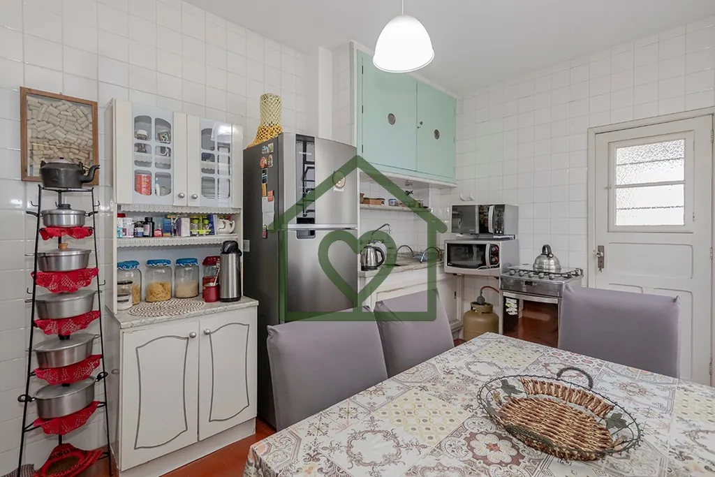 Imagem Descubra o refúgio perfeito em um elegante apartamento residencial, disponível para venda no charm...