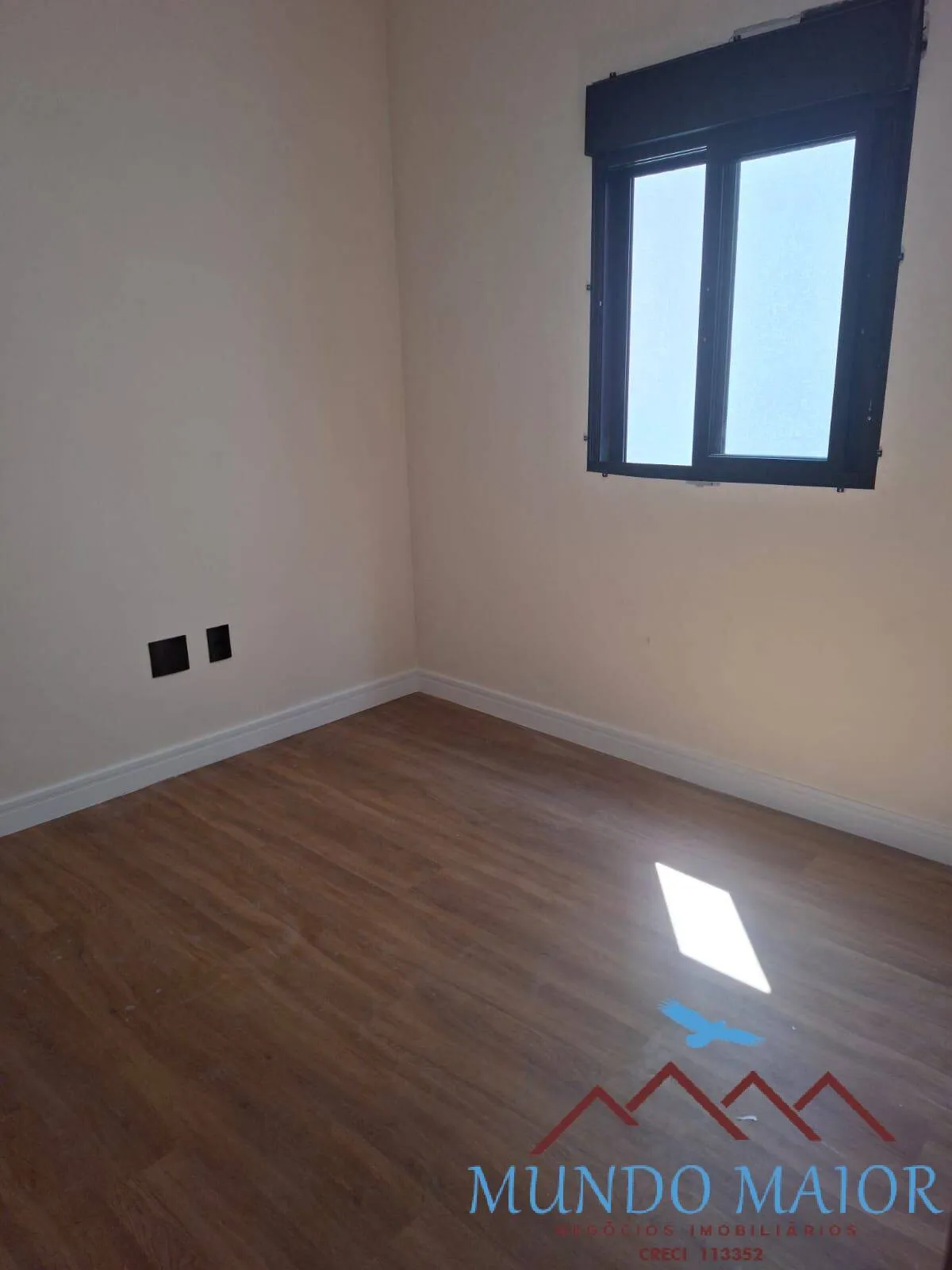 Imagem Sobrado Novo de Esquina no Jardim Alvorada - 3 Quartos, Suíte, 4 Vagas !!!!