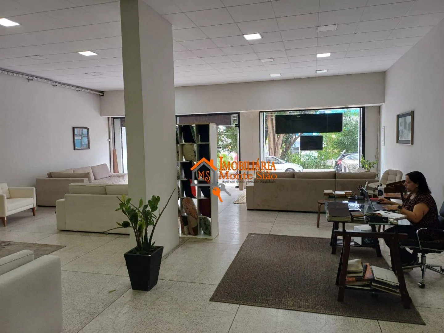 Imagem Salão à venda, 200 m² por R$ 1.500.000,00 - Vila Galvão - Guarulhos/SP