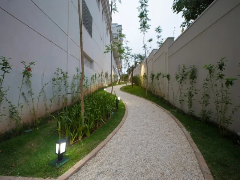 Imagem Luxuoso apartamento de 3 quartos e 3 suítes, 5 banheiros, 4 vagas na Aclimação, SP. Condomínio Ares Do Parque Aclimação.