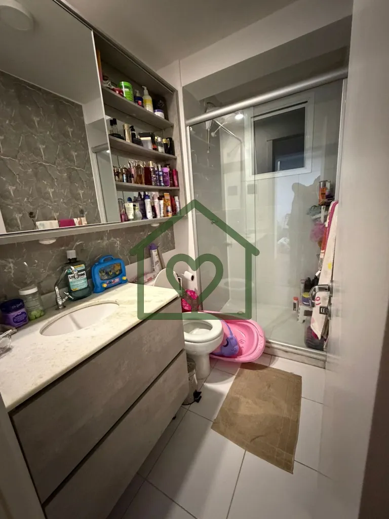 Imagem Oportunidade!!
Apartamento 2 dormitórios, semimobiliado, com vaga, elevador e infra. Piso laminado,...