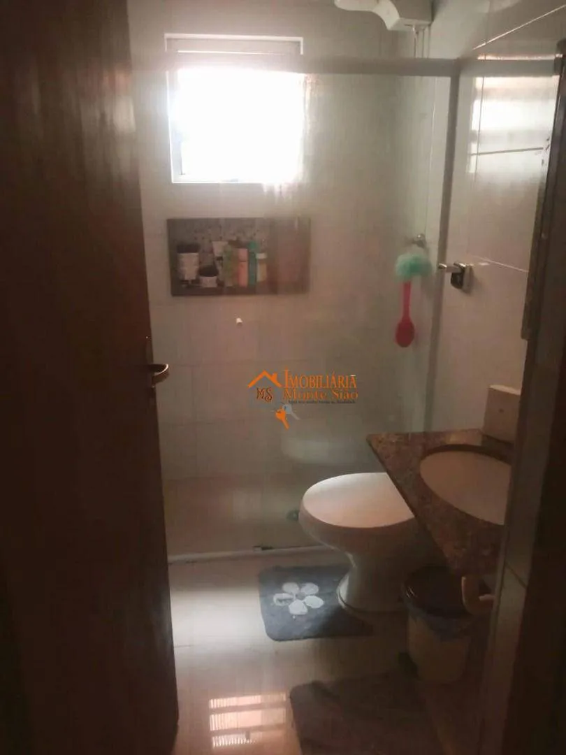Imagem Sobrado com 3 dormitórios à venda, 250 m² por R$ 530.000,00 - Parque Continental - Guarulhos/SP