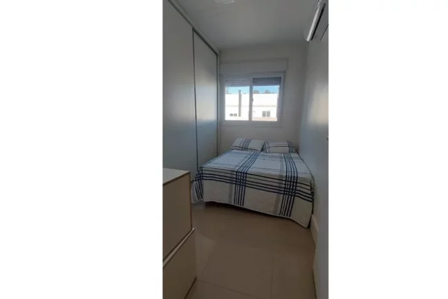 Imagem Casa em Condomínio para venda no bairro Agronomia em Porto Alegre