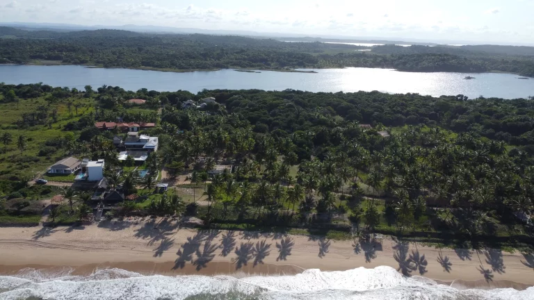 Imagem TERRENO EXCLUSIVO BEIRA MAR - CASSANGE