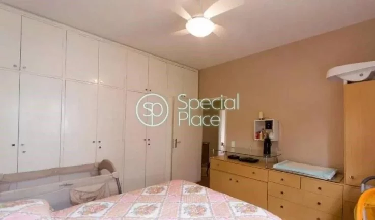 Imagem Apartamento com 238m² no Jardim América. São 4 dormitórios ( 1suíte ) e 1 vaga na garagem. Loca...
