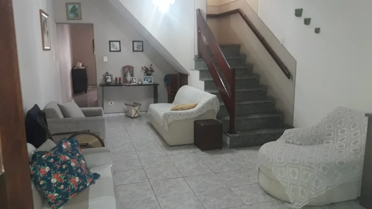 Imagem Casa à venda 3 Quartos, 2 Vagas, 176.5M², Santana, Pindamonhangaba - SP