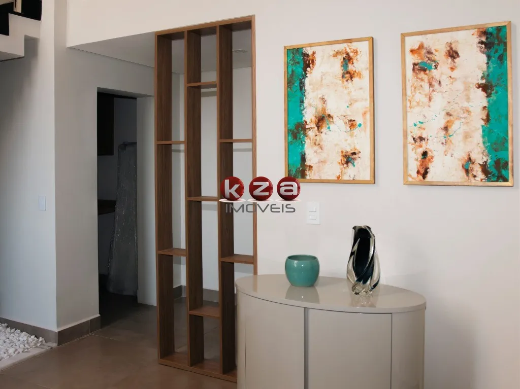 Imagem Imóvel de Alto Padrão: Casa em Condomínio à Venda em Valinhos-SP, no Residencial Vivenda das Pitangueiras - 3 suítes, 270m².