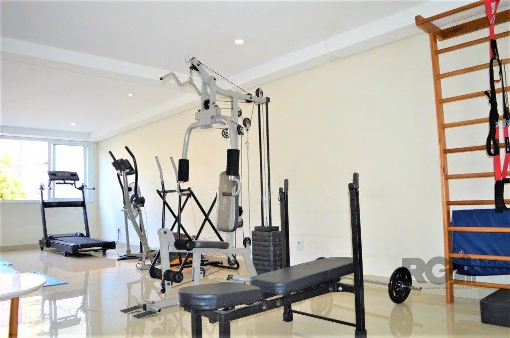 Imagem Excelente apartamento 2 dorm. sendo 1 suite, com terraço, churrasqueira, semimobiliado - 1 vaga dupla - Bairro Cidade Baixa