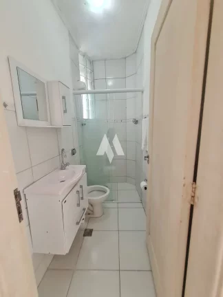 Imagem Apartamento 02 dormitórios -vaga demarcada - Quadra da Praia do Boqueirão/Santos