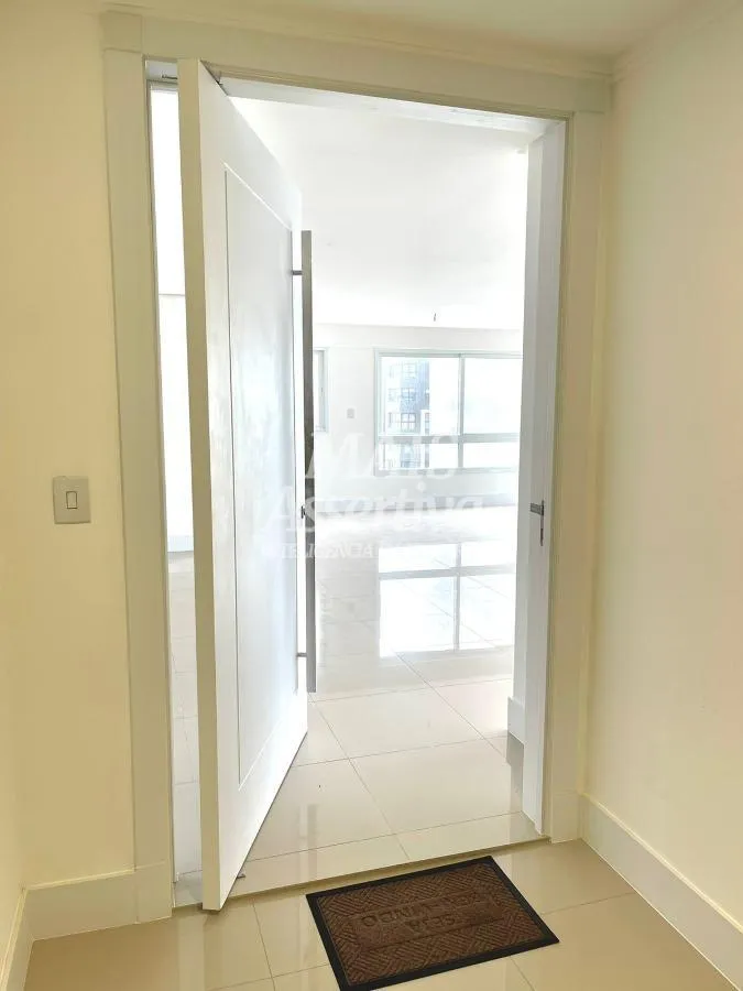 Imagem Apartamento para Venda em Torres / RS no bairro Centro