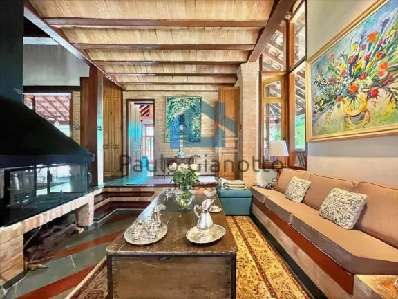 Imagem Casa á venda no Condomínio Fazendinha Granja Viana