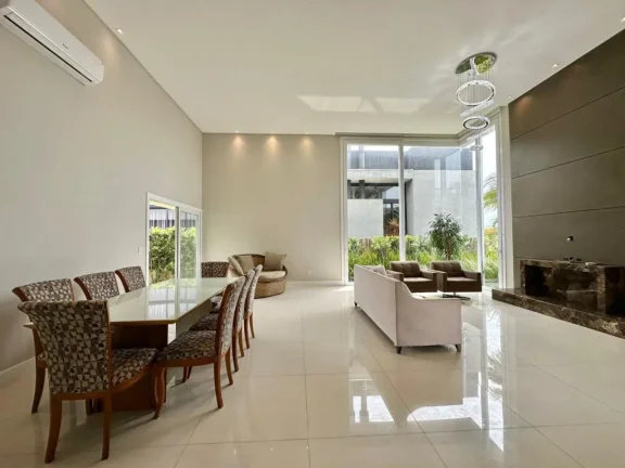 Imagem Casa em Condominio 4 Dormitórios - Bairro Arco Iris