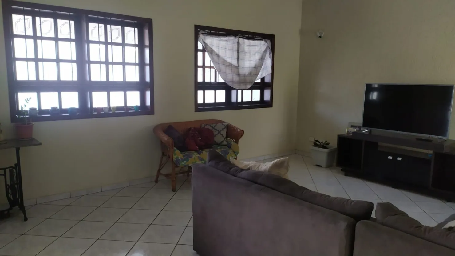 Imagem Casa à venda 4 Quartos, 1 Suite, 1 Vaga, 171M², Residencial Mombaça, Pindamonhangaba - SP