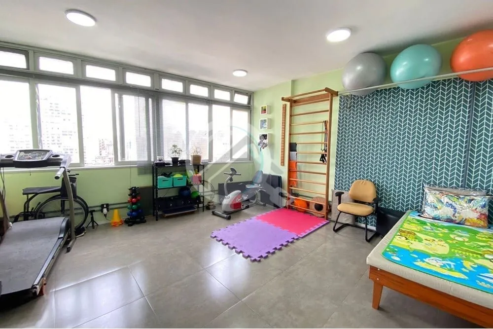 Oportunidade única de adquirir um conjunto comercial/sala em Porto Alegre, no coração do históri...