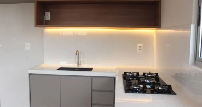 Imagem COBERTURA COM QUARTOS, REFORMADA NO SANTA EFIGÊNIA!!!!