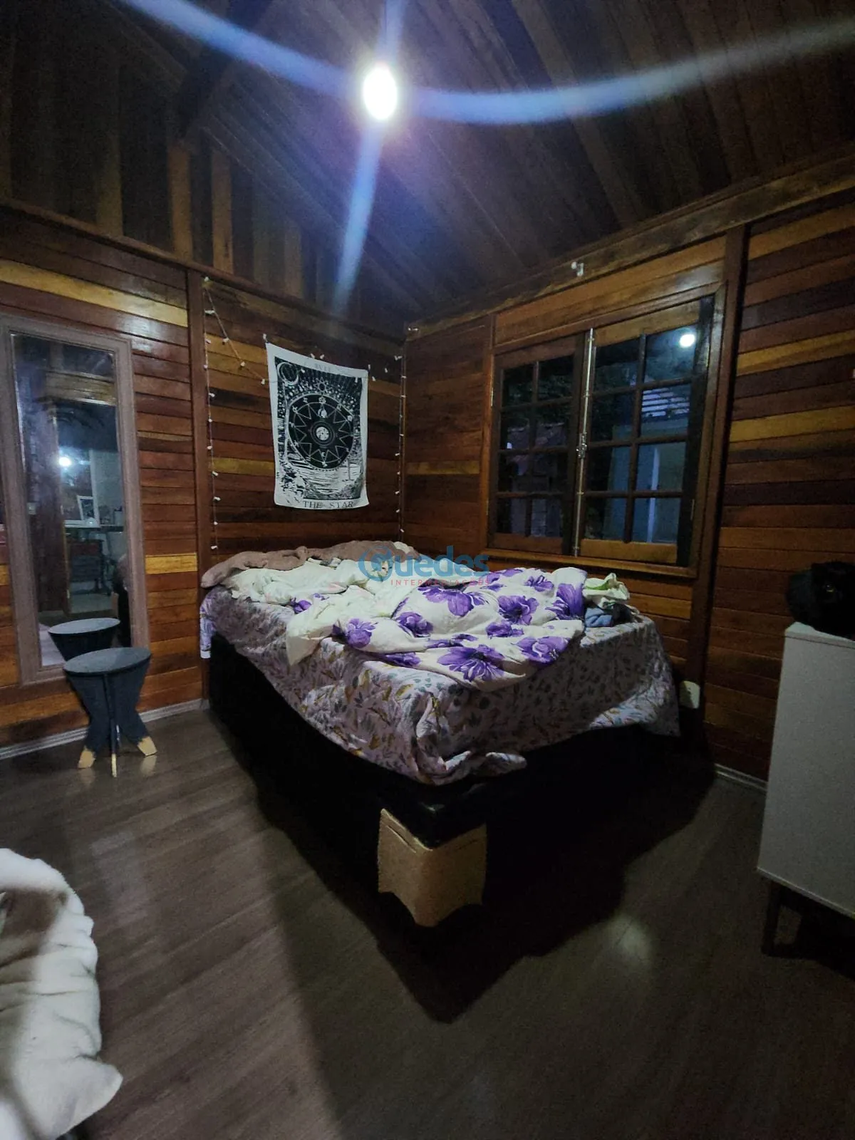 Imagem Casa em Embu das Artes, com 3 casas e 210m² por R$1.050.000 - Embu das Artes.