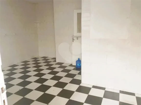 Imagem Casa à venda ou para alugar com 7 quartos, sendo 2 suítes, em Butantã, São Paulo - SP