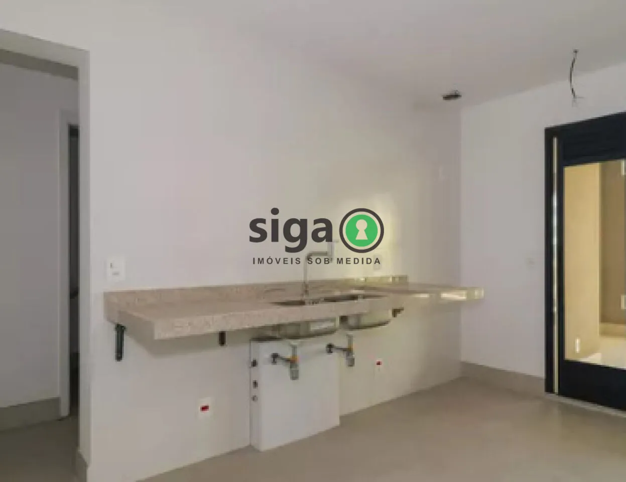 Imagem Apartamento com 230m2, 4 quartos e 4 vagas, à venda no Jardim Guedala