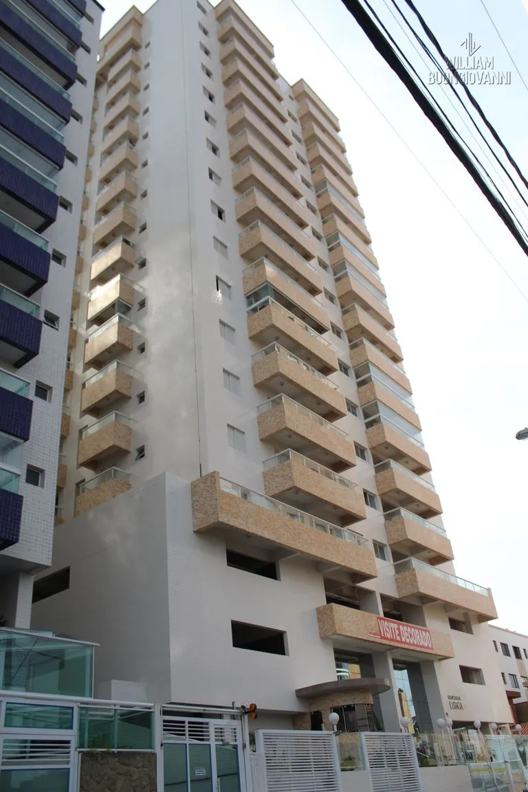Imagem Apartamento - 2 Dorms, Suíte, Sacada Envidraçada e Vista Mar - 50m da Praia