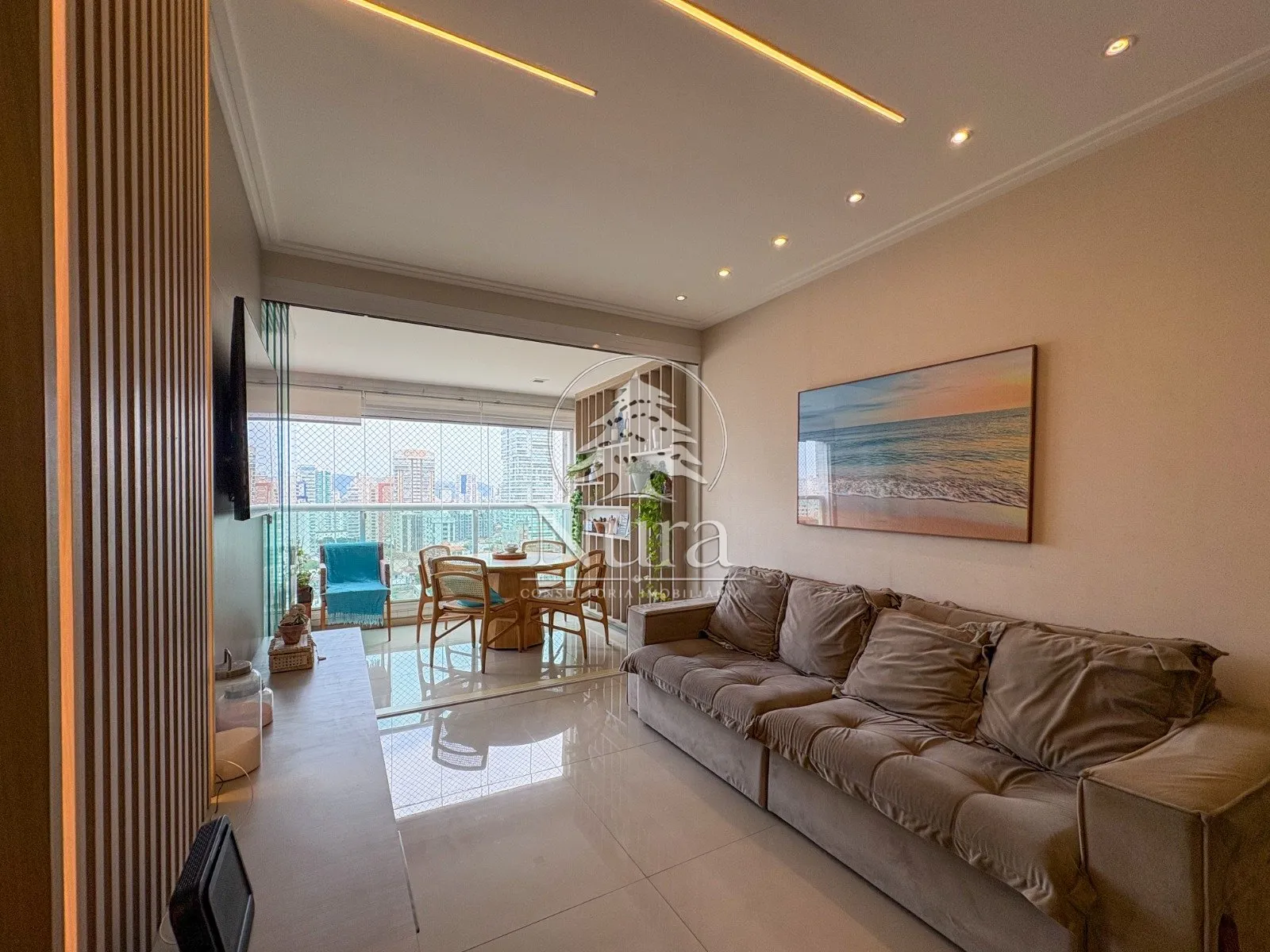 Imagem Apartamento de 2 quartos, 119m² no bairro Embaré, em Santos