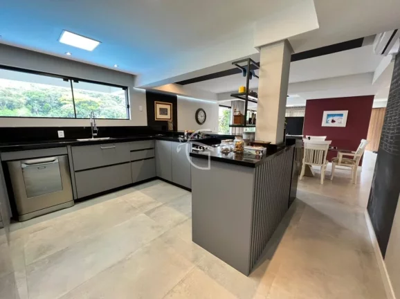 Imagem LINDA CASA PARA RECEBER COM TODO CARINHO!!!!