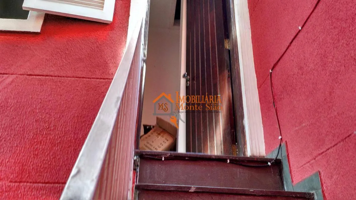 Imagem Sobrado para compra no Jardim Barbosa com 5 dormitórios, 257 m² por R$ 954.000 - Jardim Barbosa - Guarulhos/SP