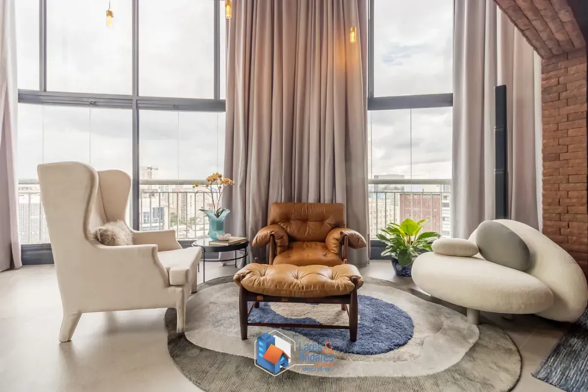 Imagem Duplex para venda em Cerqueira César com 2 quartos, sendo 2 suítes, 197m²