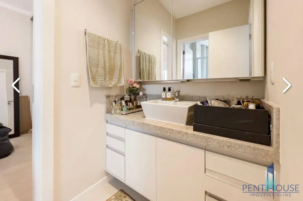 Imagem Apartamento Zona Central para Venda em Balneário Camboriú, CENTRO, 3 dormitórios, 3 suítes, 3 banheiros, 2 vagas