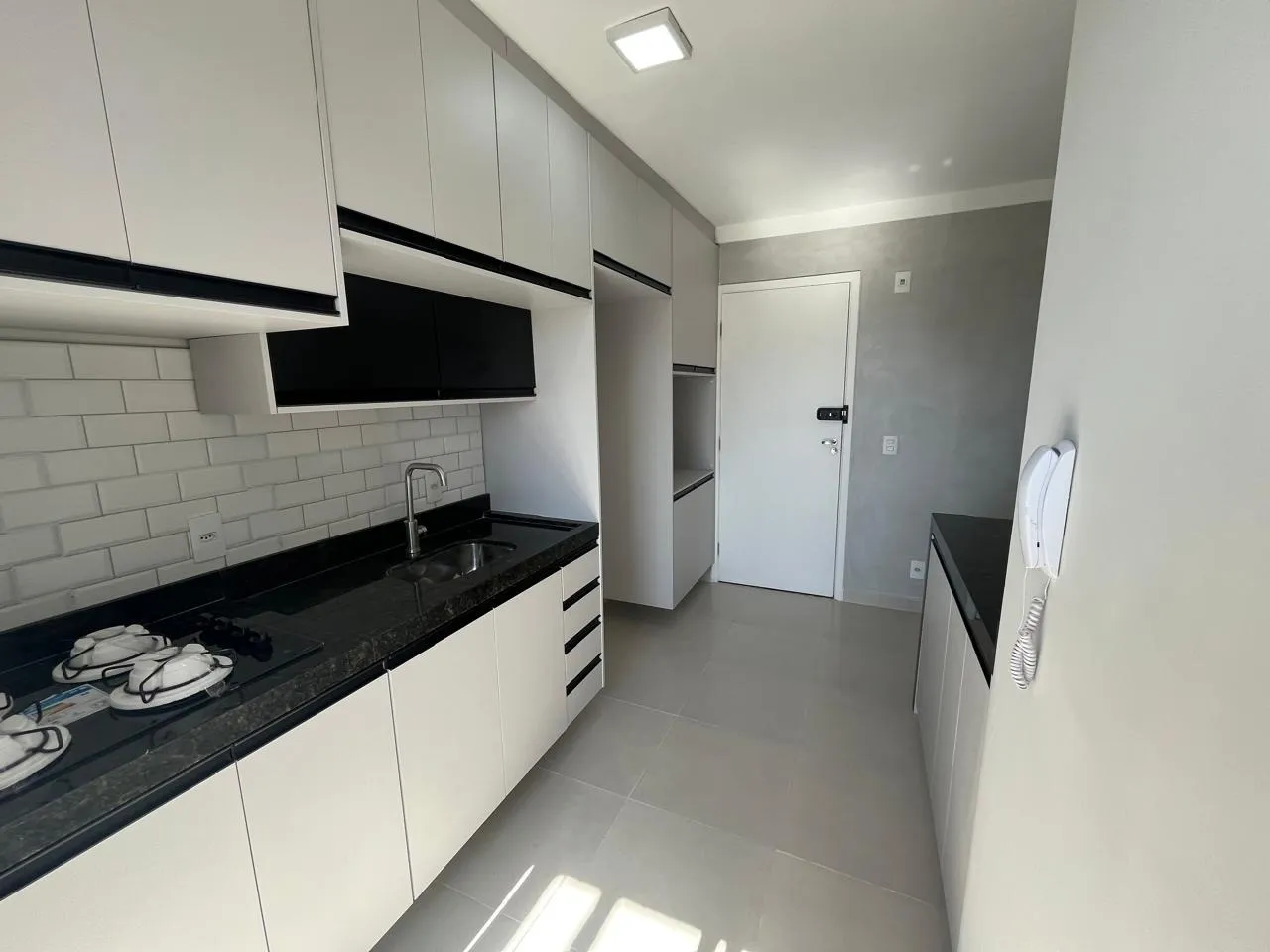 Imagem Apartamento à Venda no Brisa do Parque 3 | Vila Gabriel | 2 Quartos | Último Andar | 42,61m² | 1 Vaga