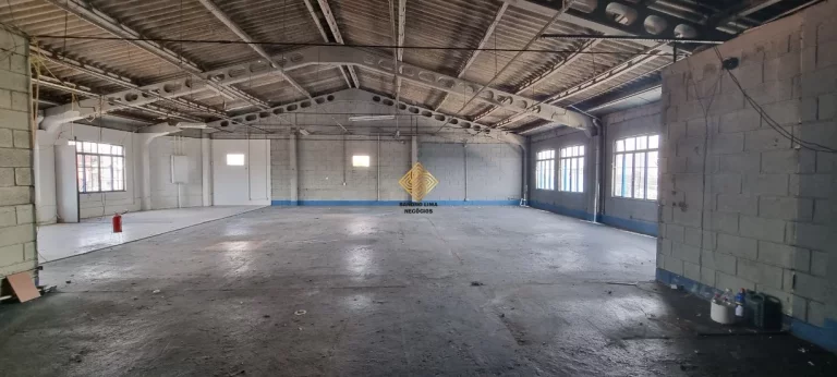 Imagem GALPÃO MEZANINO ÓTIMA LOCALIZAÇÃO NA MUTINGA DE 480M², ACESSO A RODOVIA ANHANGUERA E FÁCIL ACESSO AS MARGINAIS - JARDIM SANTO ELIAS - SÃO PAULO / SP